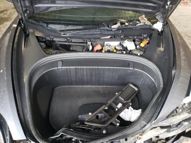 Photo 11 from auction – 2018 TESLA MODEL 3 with VIN 5YJ3E1EB2JF185055