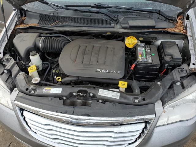 Photo 12 from auction – 2016 CHRYSLER TOWN & COU with VIN 2C4RC1BG2GR245025
