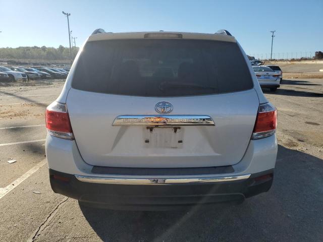 Photo 6 from auction – 2012 TOYOTA HIGHLANDER with VIN 5TDZK3EH3CS067324