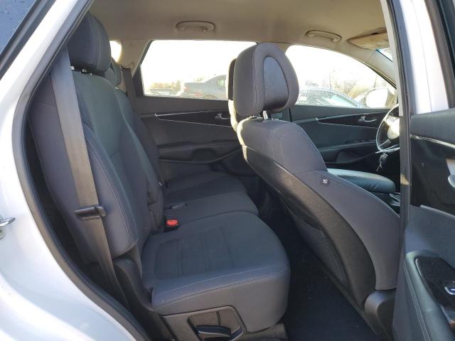 Photo 11 from auction – 2016 KIA SORENTO with VIN 5XYPGDA31GG098115