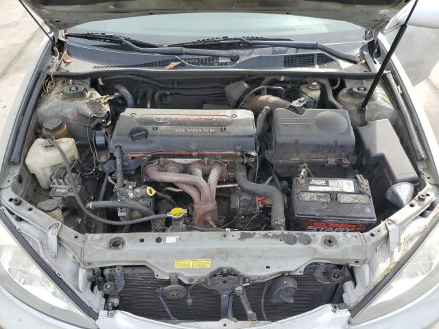 Photo 11 from auction – 2004 TOYOTA CAMRY LE with VIN 4T1BE30K74U277994