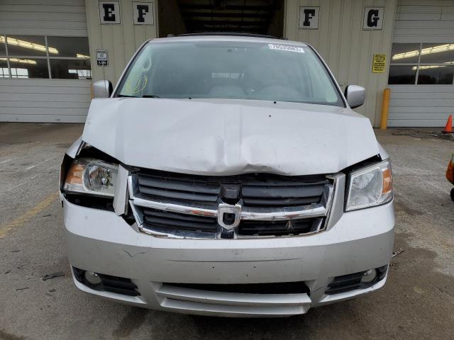 Photo 5 from auction – 2010 DODGE GRAND CARA with VIN 2D4RN5DX2AR135231