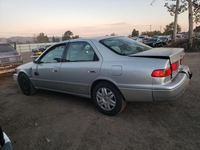 Photo 2 from auction – 2001 TOYOTA CAMRY CE with VIN 4T1BG22K01U060137