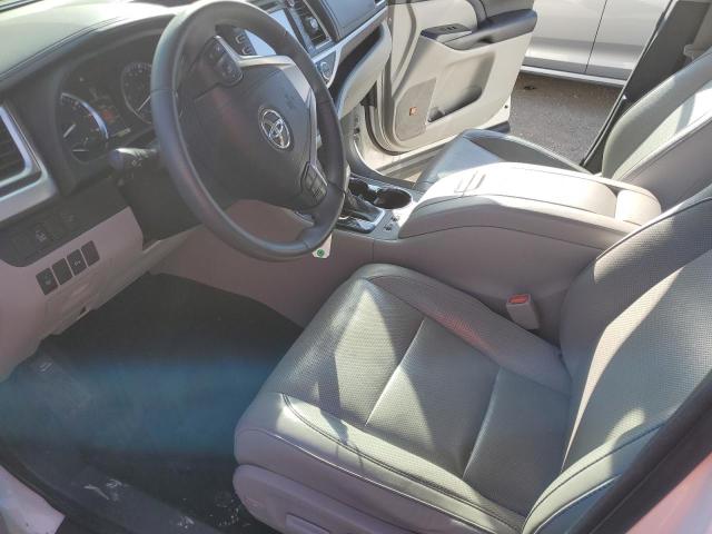 Photo 7 from auction – 2016 TOYOTA HIGHLANDER with VIN 5TDDKRFH2GS318691