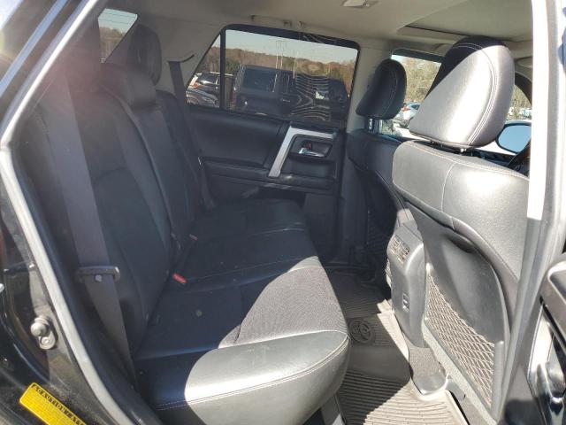 Photo 11 from auction – 2017 TOYOTA 4RUNNER SR with VIN JTEZU5JR6H5158066