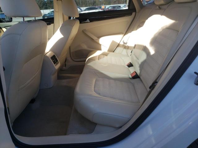 Photo 10 from auction – 2014 VOLKSWAGEN PASSAT SEL with VIN 1VWCN7A30EC119069