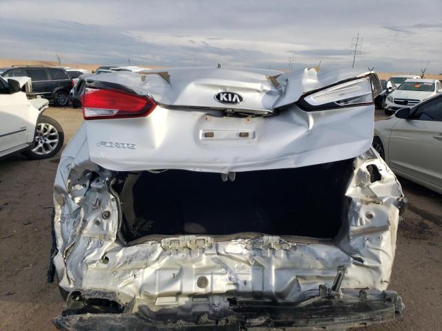 Photo 6 from auction – 2017 KIA FORTE LX with VIN 3KPFL4A75HE053316