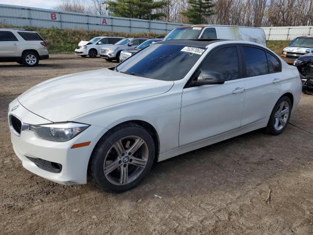 BMW 320 I XDRI 2013 with VIN WBA3C3C54DF980975 - Photo from auction