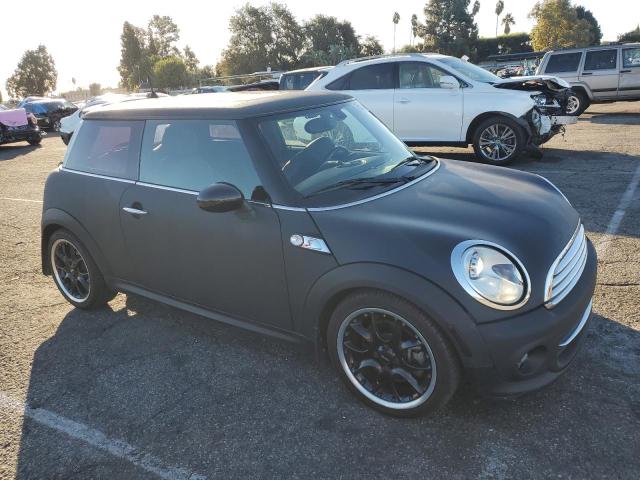 Photo 4 from auction – 2011 MINI COOPER S with VIN WMWSV3C57BTY14146
