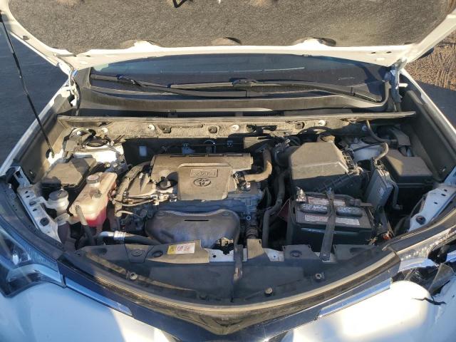 Photo 12 from auction – 2017 TOYOTA RAV4 XLE with VIN JTMRFREV0HD209953