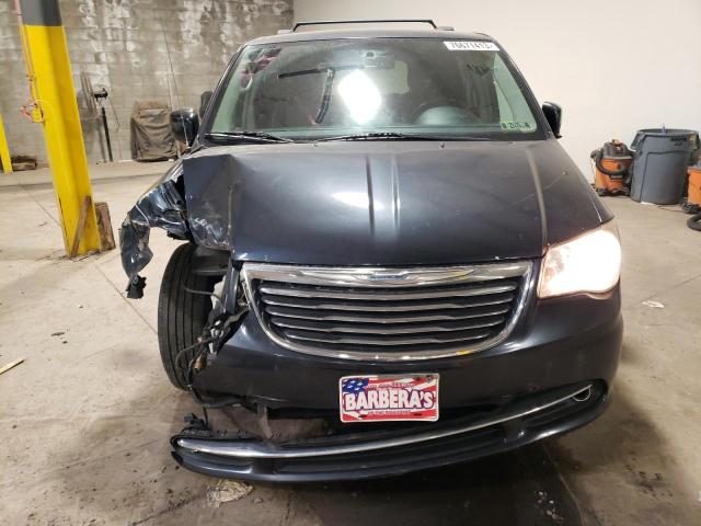 Photo 5 from auction – 2014 CHRYSLER TOWN & COU with VIN 2C4RC1BG9ER247769