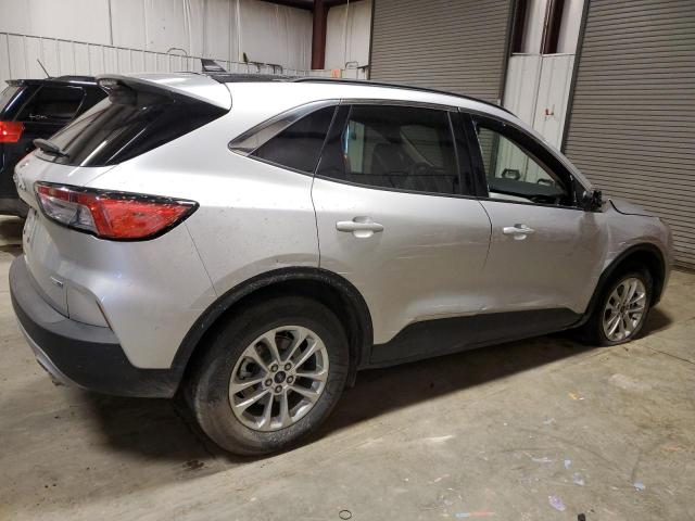 Photo 3 from auction – 2020 FORD ESCAPE SE with VIN 1FMCU9G66LUC13737
