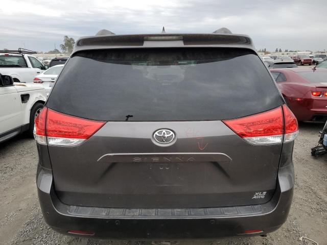 Photo 6 from auction – 2011 TOYOTA SIENNA XLE with VIN 5TDDK3DC8BS013144
