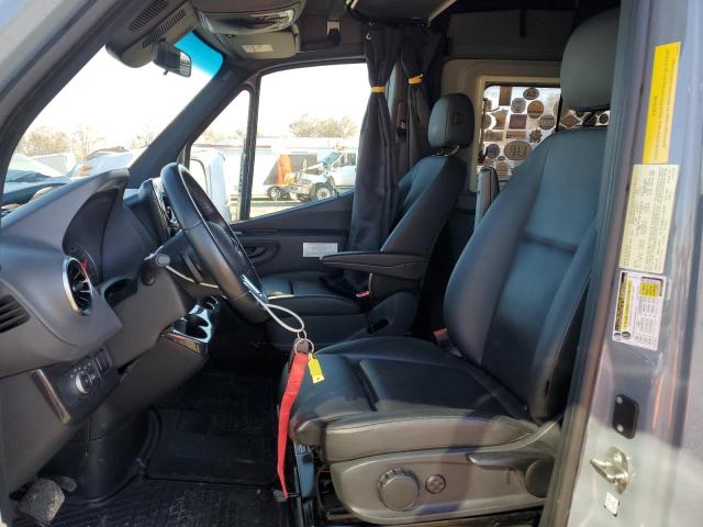 Photo 7 from auction – 2020 WINNEBAGO REVEL with VIN W1W4EBVY1LP297079