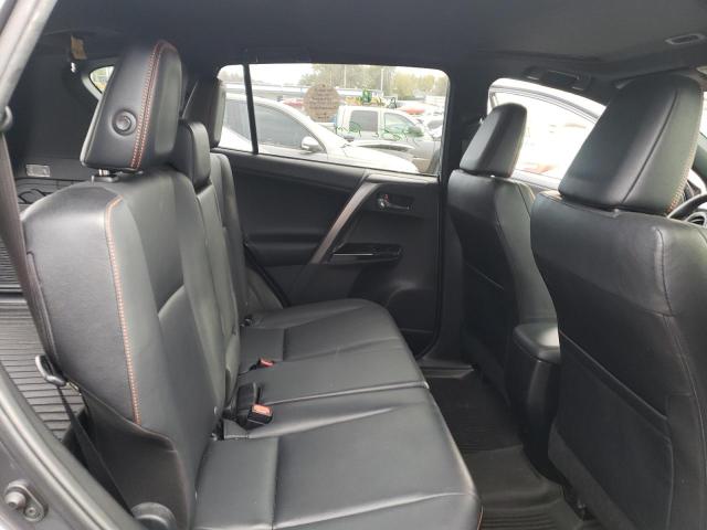 Photo 11 from auction – 2017 TOYOTA RAV4 SE with VIN JTMJFREV0HD213899