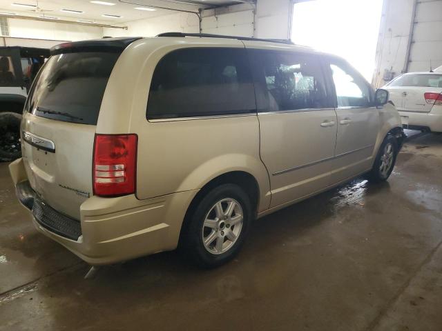 Photo 3 from auction – 2010 CHRYSLER TOWN & COU with VIN 2A4RR5D13AR316555