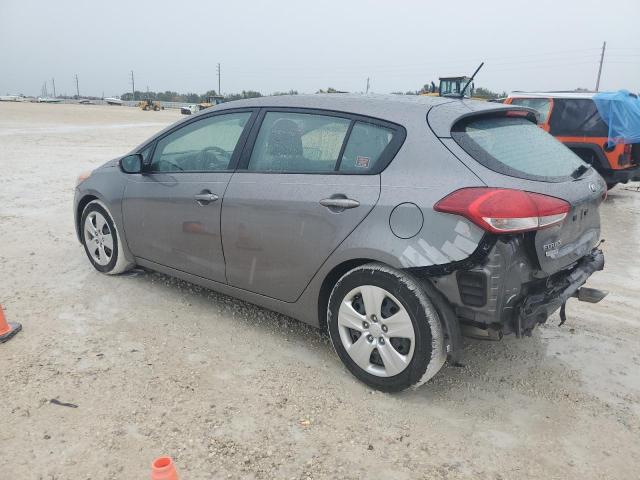 Photo 2 from auction – 2016 KIA FORTE LX with VIN KNAFK5A82G5572042