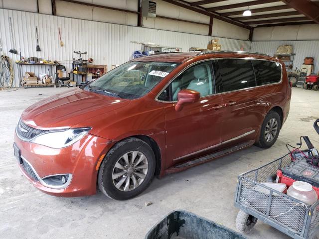 CHRYSLER PACIFICA T 2018 with VIN 2C4RC1BG7JR212111 - Photo from auction
