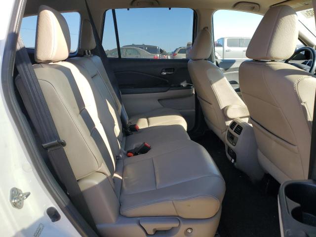 Photo 11 from auction – 2016 HONDA PILOT TOUR with VIN 5FNYF5H94GB036562