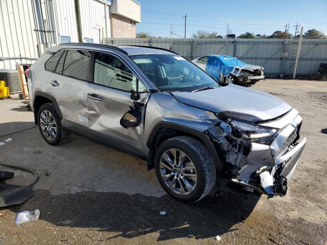 Photo 4 from auction – 2023 TOYOTA RAV4 XLE P with VIN 2T3C1RFVXPC223381