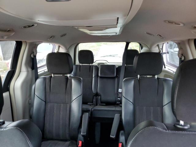 Photo 10 from auction – 2014 CHRYSLER TOWN & COU with VIN 2C4RC1CG1ER300804