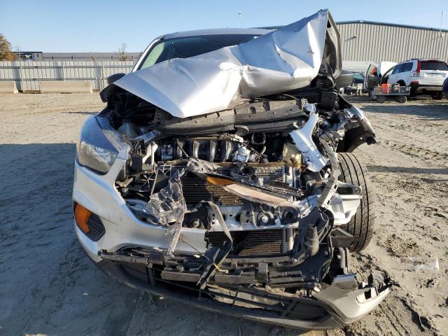Photo 5 from auction – 2018 FORD ESCAPE S with VIN 1FMCU0F70JUC84726