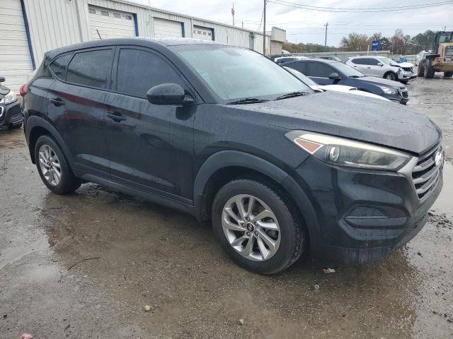 Photo 4 from auction – 2017 HYUNDAI TUCSON SE with VIN KM8J23A45HU303566