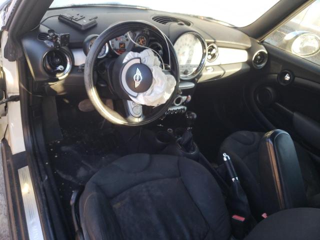 Photo 8 from auction – 2009 MINI COOPER with VIN WMWMR33569TU95653