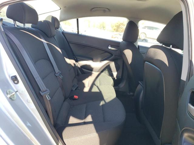 Photo 10 from auction – 2017 KIA FORTE LX with VIN 3KPFK4A76HE137129
