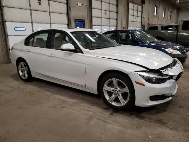صورة رقم 4 من المزاد - 2015 BMW 320 I مع VIN WBA3B1C55FK141449