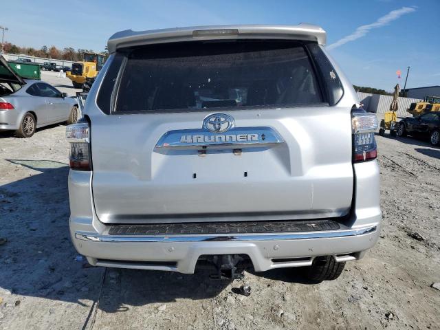 Photo 6 from auction – 2016 TOYOTA 4RUNNER SR with VIN JTEZU5JRXG5126087