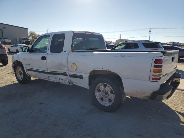 Photo 2 from auction – 2000 CHEVROLET SILVERADO with VIN 1GCEC19T9YZ122511
