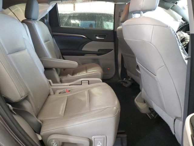 Photo 11 from auction – 2015 TOYOTA HIGHLANDER with VIN 5TDDKRFHXFS119130