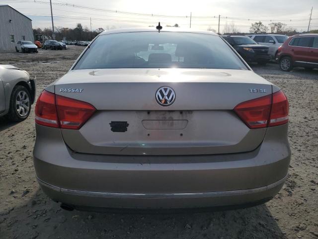 Photo 6 from auction – 2015 VOLKSWAGEN PASSAT SE with VIN 1VWBT7A35FC040290