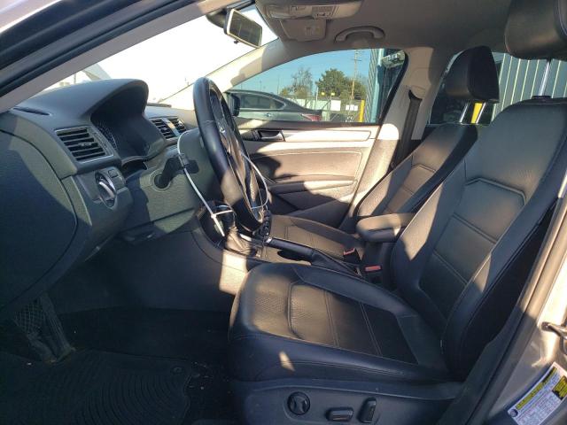 Photo 7 from auction – 2014 VOLKSWAGEN PASSAT S with VIN 1VWAT7A37EC032847