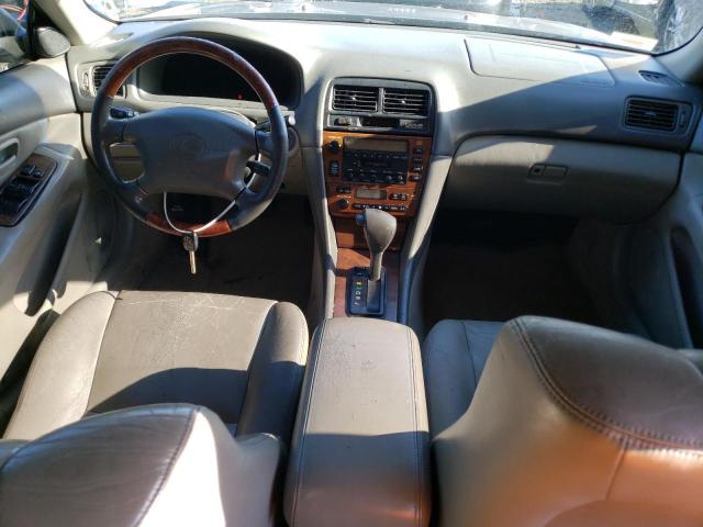 Photo 8 from auction – 2001 LEXUS ES 300 with VIN JT8BF28GX10324688