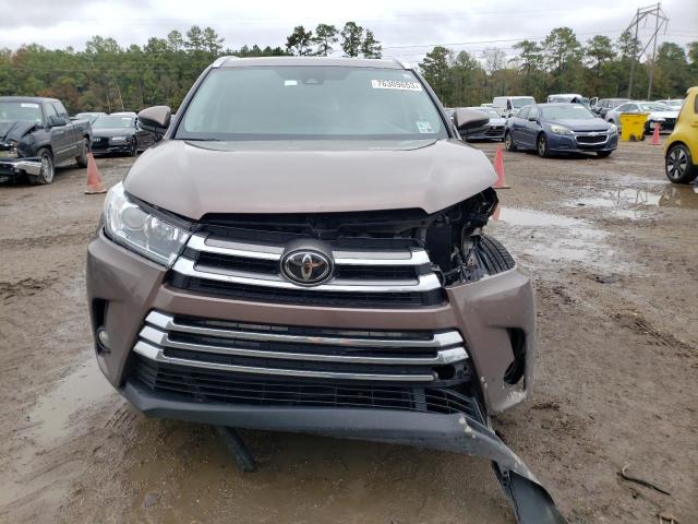 Photo 5 from auction – 2017 TOYOTA HIGHLANDER with VIN 5TDYZRFH9HS234768
