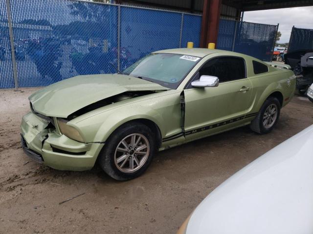 FORD MUSTANG 2005 with VIN 1ZVFT80N055129424 - Photo from auction