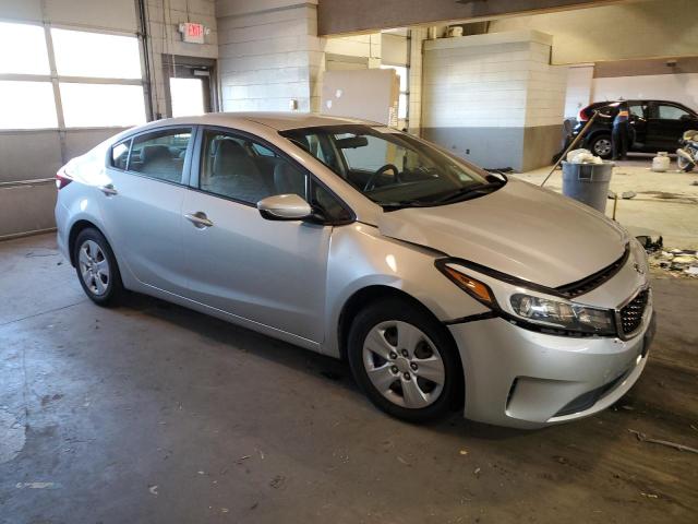 Photo 4 from auction – 2017 KIA FORTE LX with VIN 3KPFK4A73HE106811