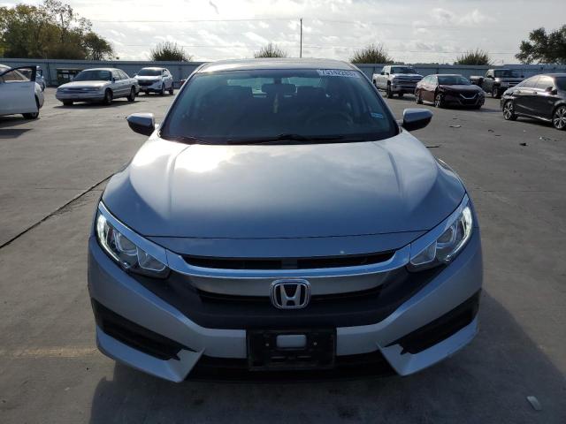 Photo 5 from auction – 2017 HONDA CIVIC LX with VIN 2HGFC2F57HH515568