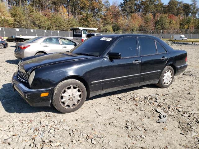 MERCEDES-BENZ E 320 1998 with VIN WDBJF65F2WA660464 - Photo from auction