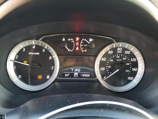 Photo 9 from auction – 2015 NISSAN SENTRA S with VIN 3N1AB7AP3FY339260