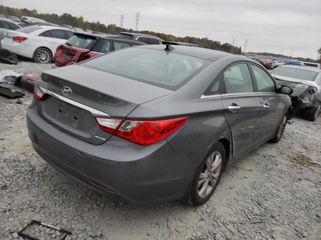 Photo 3 from auction – 2013 HYUNDAI SONATA SE with VIN 5NPEC4ACXDH789523