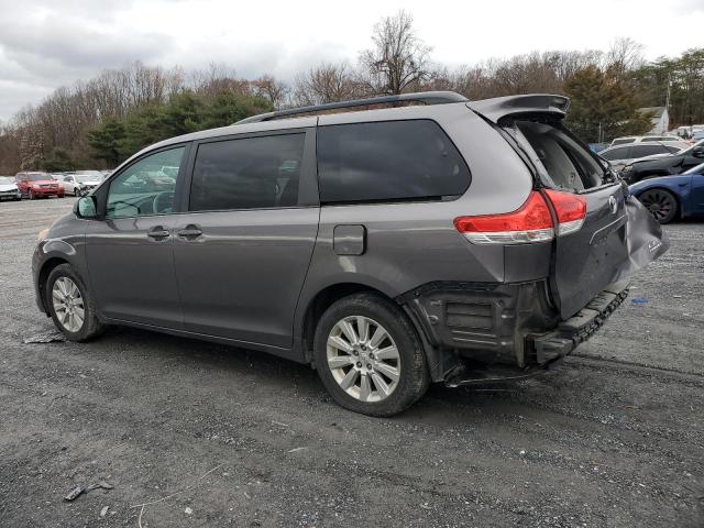 Photo 2 from auction – 2011 TOYOTA SIENNA LE with VIN 5TDJK3DCXBS017392
