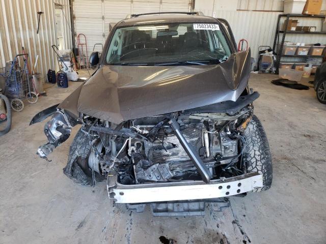 Zdjęcie 5 z aukcji – 2010 TOYOTA 4RUNNER SR z VIN JTEZU5JR2A5013080
