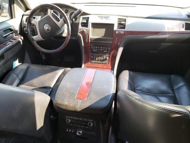 Photo 8 from auction – 2011 CADILLAC ESCALADE L with VIN 1GYS4BEF4BR352397