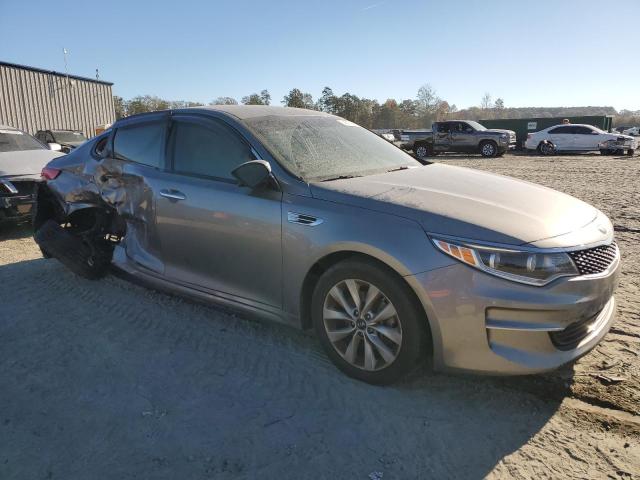 Photo 4 from auction – 2016 KIA OPTIMA EX with VIN 5XXGU4L35GG106615