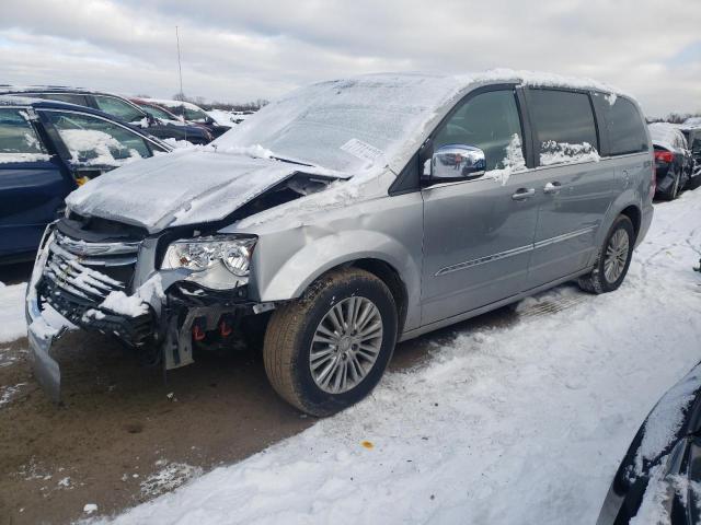CHRYSLER TOWN & COU 2015 with VIN 2C4RC1CG7FR600977 - Photo from auction