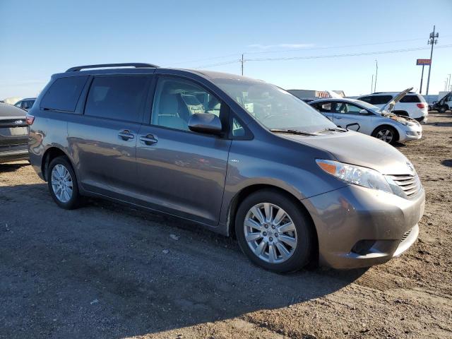 Photo 4 from auction – 2017 TOYOTA SIENNA LE with VIN 5TDJZ3DC7HS154536