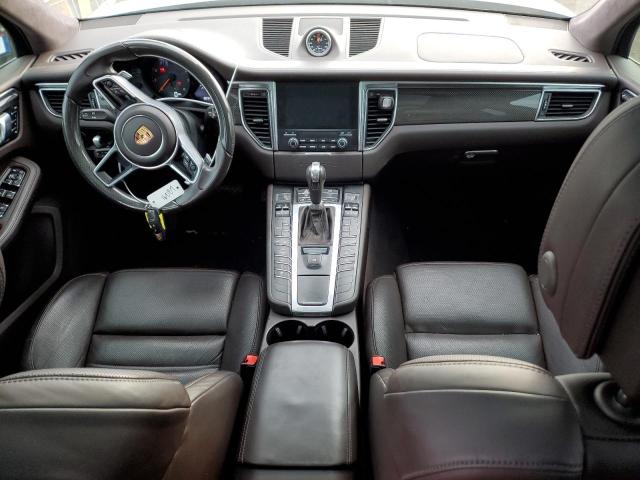 Photo 8 from auction – 2017 PORSCHE MACAN TURB with VIN WP1AF2A56HLB61857